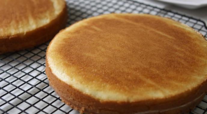 Масляный крем для торта - рецепты пошагово с фото Бисквитный торт с масляным кремом рецепт